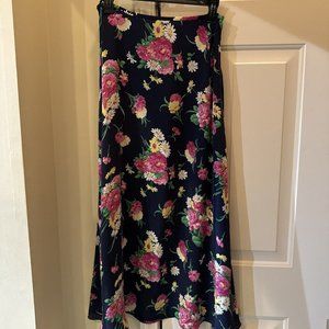 Lauren/Ralph Lauren long Flowey Silk Skirt - Navy with Flowers - Sz 6 $89$